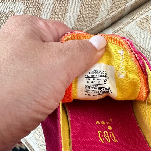 Converse size 4 orange and pink - Picture 5 of 6